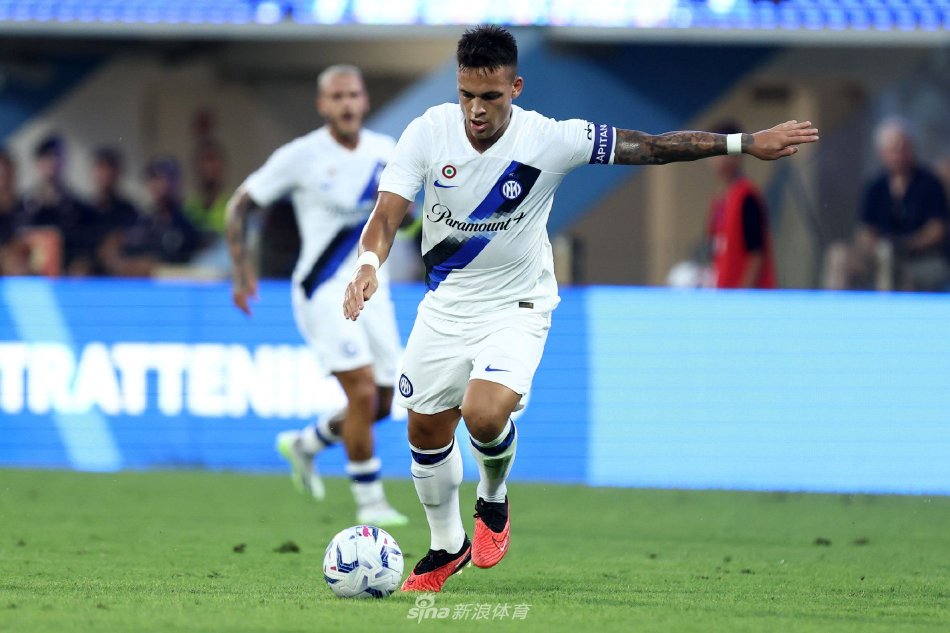 勒沃库森本 勒沃库森本